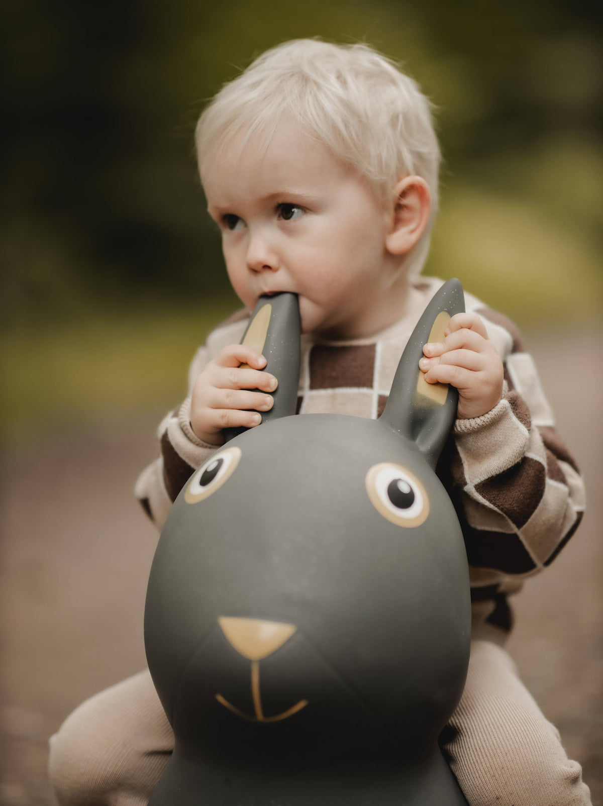 Rabbit Bouncy Hopper with Pump Ages 2+